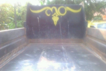 **800,000 บ.ต่อรอง**ขาย6ล้อดั้มดิน ISUZU ROCKY 195 FRR32 6HE1 195แรง เครื่องแห้งดี แน่นแรงไม่เยิ้ม ช่วงล่างFหน้าหลังคัสซีสวยไม่ปะไม่ดาม กระบะดั๊มเหล็ก6ตัน3.60ม.ยิงหน้าสภาพดี พื้นดีข้างดีไม่ผุ หัวเก๋งสวยภายในคอนโซลครบ แอร์ พ.พาวเวอร์ เบรคทริฟฟี่ ครบ ยาง8.2