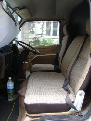 ขายรถตู้บรรทุกจดทะเบียนบรรทุกแล้วครับ