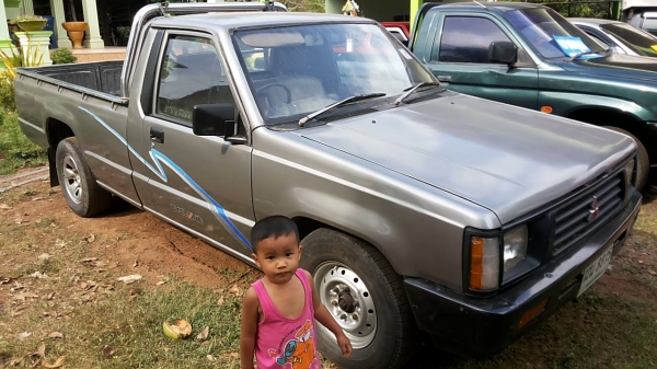 **95,000 บ.ต่อรอง**ขายกระบะตอนเดียว MITSU L200 2.5ปี38/95 เครื่องเดิมเกียร์เดิม แน่นดี แรง เกียร์ดีไม่มีหลุด ช่วงล่างดี คัสซีสวยเดิม ไม่มีปะไม่มีดาม ภายในเก๋งดี คอนโซลดี พ.ธรรมดา ยางดี4เส้น กระบะพื้นไม่ผุ สีสันสวย พร้อมใช้งาน เอกสารครบ ราคาต่อรองได้เด้อ พ **95,000 บ.ต่อรอง**ขายกระบะตอนเดียว MITSU L200 2.5ปี38/95 เครื่องเดิมเกียร์เดิม แน่นดี แรง เกียร์ดีไม่มีหลุด ช่วงล่างดี คัสซีสวยเดิม ไม่มีปะไม่มีดาม ภายในเก๋งดี คอนโซลดี พ.ธรรมดา ยางดี4เส้น กระบะพื้นไม่ผุ สีสันสวย พร้อมใช้งาน เอกสารครบ ราคาต่อรองได้เด้อ พ