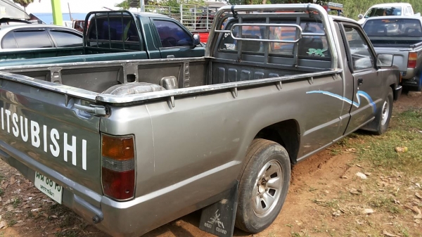 **95,000 บ.ต่อรอง**ขายกระบะตอนเดียว MITSU L200 2.5ปี38/95 เครื่องเดิมเกียร์เดิม แน่นดี แรง เกียร์ดีไม่มีหลุด ช่วงล่างดี คัสซีสวยเดิม ไม่มีปะไม่มีดาม ภายในเก๋งดี คอนโซลดี พ.ธรรมดา ยางดี4เส้น กระบะพื้นไม่ผุ สีสันสวย พร้อมใช้งาน เอกสารครบ ราคาต่อรองได้เด้อ พ **95,000 บ.ต่อรอง**ขายกระบะตอนเดียว MITSU L200 2.5ปี38/95 เครื่องเดิมเกียร์เดิม แน่นดี แรง เกียร์ดีไม่มีหลุด ช่วงล่างดี คัสซีสวยเดิม ไม่มีปะไม่มีดาม ภายในเก๋งดี คอนโซลดี พ.ธรรมดา ยางดี4เส้น กระบะพื้นไม่ผุ สีสันสวย พร้อมใช้งาน เอกสารครบ ราคาต่อรองได้เด้อ พ