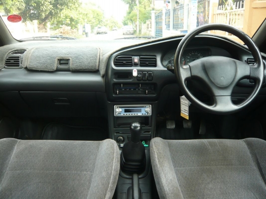 MAZDA 323 1.6 SEDAN พร้อมใช้ทุกจุด สมบูรณ์ที่สุดในรุ่น