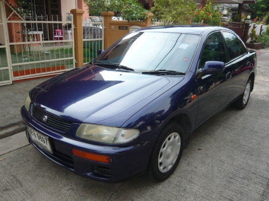 MAZDA 323 1.6 SEDAN พร้อมใช้ทุกจุด สมบูรณ์ที่สุดในรุ่น