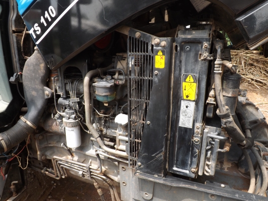 ขายรถแทรกเตอร์ new holland ts110 สภาพสวยพร้อมใช้งาน ขายรถแทรกเตอร์ new holland ts110 สภาพสวยพร้อมใช้งาน