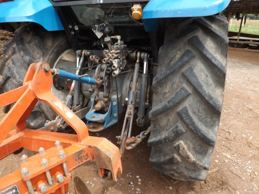 ขายรถแทรกเตอร์ new holland ts110 สภาพสวยพร้อมใช้งาน ขายรถแทรกเตอร์ new holland ts110 สภาพสวยพร้อมใช้งาน