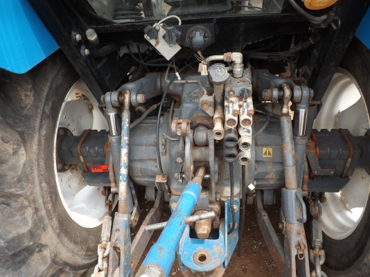 ขายรถแทรกเตอร์ new holland ts110 สภาพสวยพร้อมใช้งาน ขายรถแทรกเตอร์ new holland ts110 สภาพสวยพร้อมใช้งาน