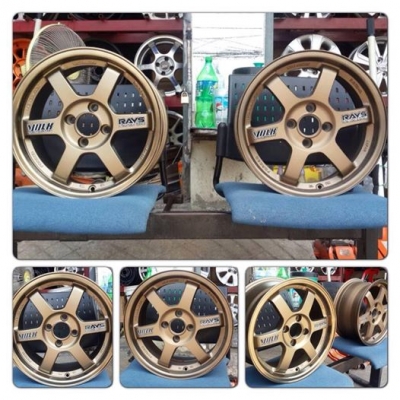 ขายแม็กใหม่ TE37 โมลด์ปี2013 ขอบ15 กว้าง 7 4รู100 ตัวปั้มขอบสีอ่อนกับสีเข้ม ราคา 11,900 บาท