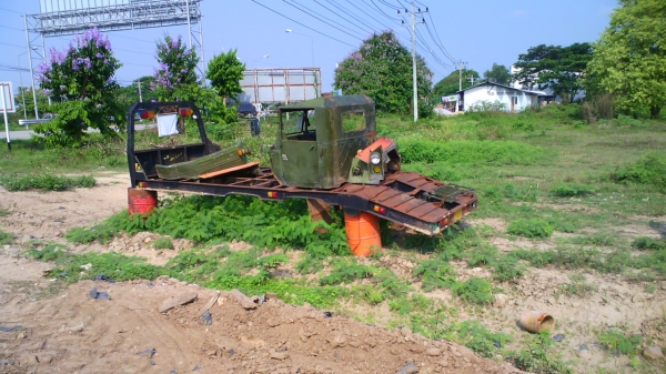 หางเทลเล่อร์ รถสิิบล้อ ใส่แบคโฮ ขนาด ๒๐๐ ชอบราคาเท่าไรต่อรองกันได้ครับ