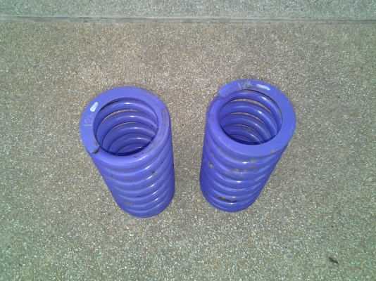 ขายสปริงโช๊คแต่ง ไว้ใส่หนึบๆ...เพื่อใครหาอยู่ ถูกๆครับ กระบะก็ใช้ได้ ถูกกว่าซื้อร้านอีก