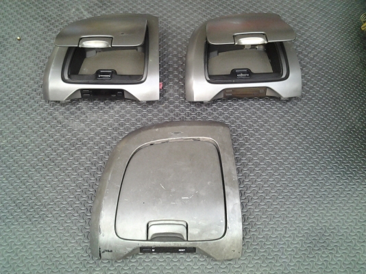 ขายที่เก็บของคอนโซลกลาง A33