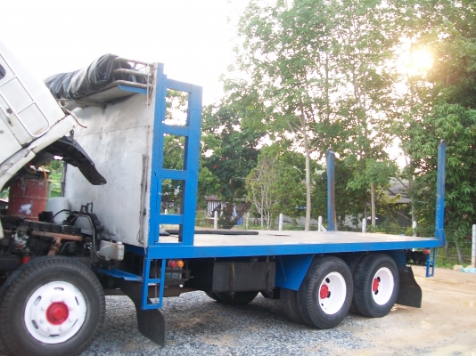 ขายรถสิบล้อ เครื่อง ROCKY 175 เกียร์ HO ช่วงล่างใหญ่ ของ MITSU คานหน้า JUMBO เบรกทิ๊ฟฟี่ เบรกใหญ่  ถังลมแสตนเลสของ MITSU ครัชลม หัวจั้มโบ้เก่าจากญี่ปุ่น แชชซีสวย แอร์เย็นช่ำ กระบะพื้นเรียบพึ่งต่อมาใหม่ เครื่องพึ่งทำมาเกือบแสน ยางสวย 10 เส้น