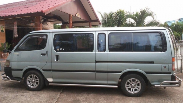 ++ขายรถตู้หัวจรวด11ที่นั่งเครื่อง2.8ดิเซลเครื่องเดิมๆไม่เคยติดแก็ส219999บาท++