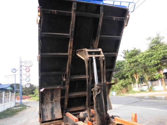 ขายหกล้อดั้ม NPR 120 รถห้างไทยเอกสานพร้อมโอน ยางใหม่ 6 เส้น ประกันวิริยะ เพิ่งทำครับ