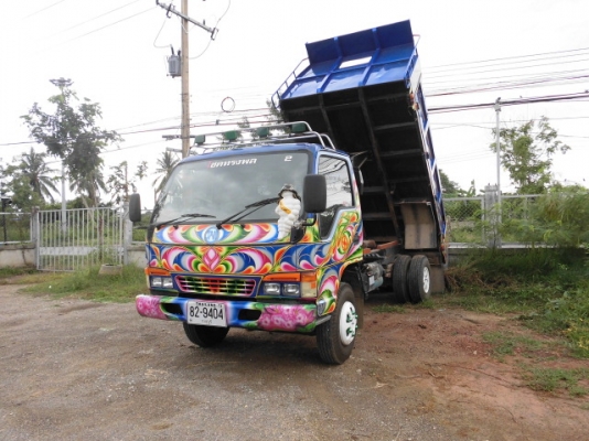 ขายหกล้อดั้ม NPR 120 รถห้างไทยเอกสานพร้อมโอน ยางใหม่ 6 เส้น ประกันวิริยะ เพิ่งทำครับ