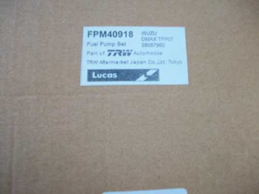 ขายลูกลอย+ปั้มติก ISUZU D-MAK  COMMONRAIL  2.5  3.0