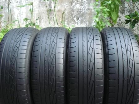 ขายยาง 195-65-15 1 ชุดปี 11