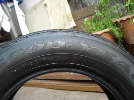 ขายยาง 195-65-15 1 ชุดปี 11