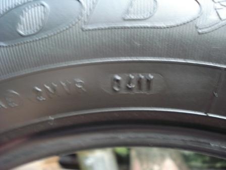 ขายยาง 195-65-15 1 ชุดปี 11