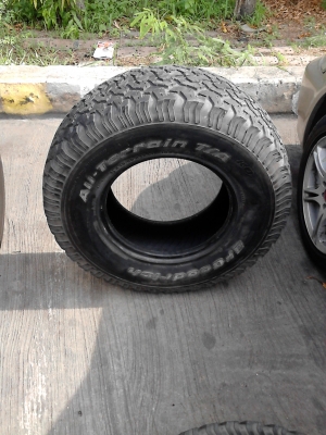 31X10.50R15 BF Goodrich AlLL Terrain T/A  MADE IN USA. มี 2เส้น ติดต่อ .TEL.081-427-3941