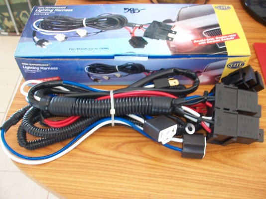 ขายชุดสายไฟเพิ่มความสว่างไฟหน้า