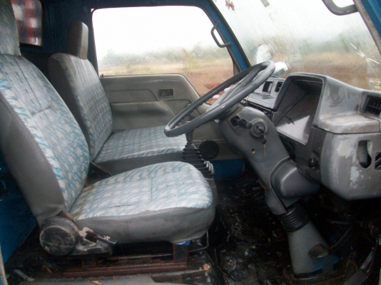 รถบรรทุกราคาถูก พร้อมใช้งานใด้เลย  2  คัน   115  แรงม้า