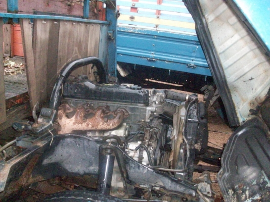 รถบรรทุกราคาถูก พร้อมใช้งานใด้เลย  2  คัน   115  แรงม้า