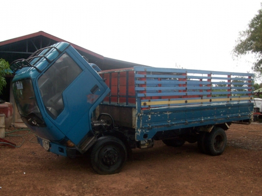 รถบรรทุกราคาถูก พร้อมใช้งานใด้เลย  2  คัน   115  แรงม้า