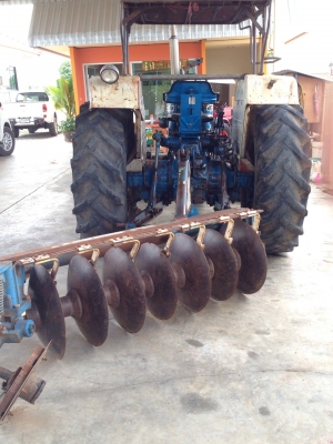 Ford 6600 T6 พร้อมผาน6และใบดัน