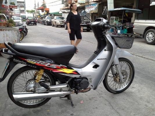 Wave 100 ปี 48 สตาร์ทมือ รถบ้าน เดิมๆเครื่องแน่น ไม่หลวม เอกสารครบ