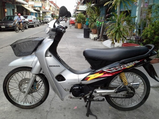 Wave 100 ปี 48 สตาร์ทมือ รถบ้าน เดิมๆเครื่องแน่น ไม่หลวม เอกสารครบ