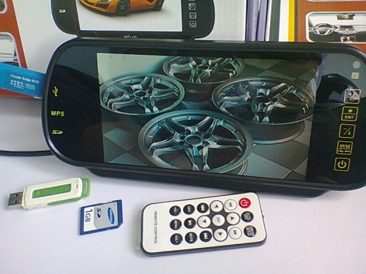 จอ LCD 7 นิ้ว ติดรถยนต์