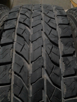 ขอบ 15 YOKOHAMA GEOLANDER A/T-S 30X9.50R15 มี 1 ชุด 4 เ ส้น โทร.081-427-3941 ขอบ 15 YOKOHAMA GEOLANDER A/T-S 30X9.50R15 มี 1 ชุด 4 เ ส้น โทร.081-427-3941