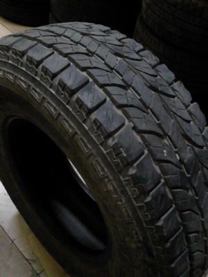 ขอบ 15 YOKOHAMA GEOLANDER A/T-S 30X9.50R15  มี 1 ชุด  4 เ ส้น โทร.081-427-3941