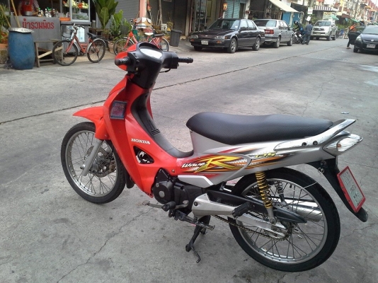 Wave 125 r ปี 49 สีแดง ขาว กุญแจใหญ่ เครื่องเดิม แน่นๆ เอกสารครบ Wave 125 r ปี 49 สีแดง ขาว กุญแจใหญ่ เครื่องเดิม แน่นๆ เอกสารครบ