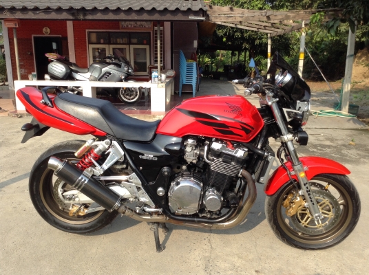 ธารนนทบุรี//ขาย honda cb1300 ปี99-00 อินวอยท์+ส.พ.มแท้