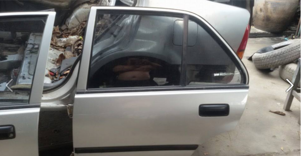 ประตูบานหน้าหลังด้านซ้ายฮอนด้าซิตี้โฉม1996 แผงในอุปกรณ์ครบๆ ขายถูกๆ คู่ละ 5000 โทร 098-264 0304