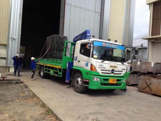 บริการขนส่งโดยรถบรรทุก 6 ล้อติดเครน มี ปจ. 2