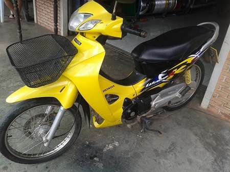 ขายเวฟ 125 สตรา์ทมือ เครื่องดีไม่เคยแกะ (รับประกันเครื่อง) ขายเวฟ 125 สตรา์ทมือ เครื่องดีไม่เคยแกะ (รับประกันเครื่อง)