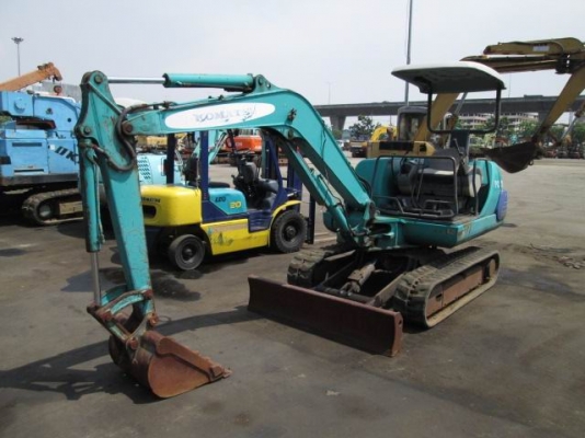 รถขุด Komatsu pc 25-1