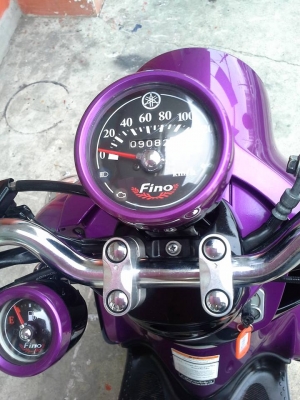 ขับนิ่มขี่สบาย ราคาถูก ฟีโน่ เกแยกส่วน ลายปารีส สีม่วงดำ ปี 2555 ขับนิ่มขี่สบาย ราคาถูก ฟีโน่ เกแยกส่วน ลายปารีส สีม่วงดำ ปี 2555