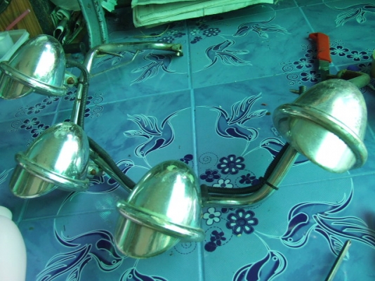 ขายโครงไฟหน้า  มีดวงไฟติด