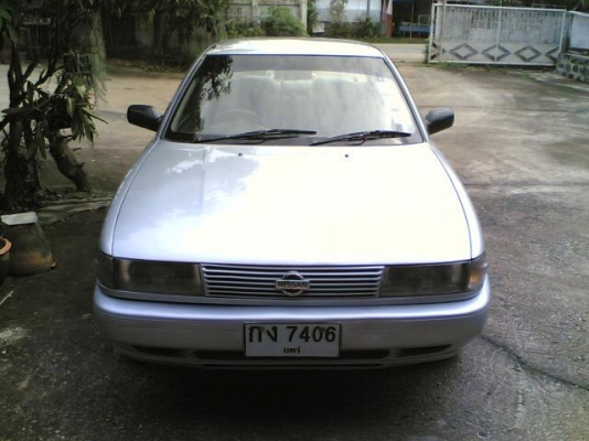 ฝากขาย Nissan Sentra 1.6 ปี91 เอกสารพร้อมโอนภาษีเต็มสีบรอนต์เกียร์ธรรมดาเครื่องเยี่ยมรถพร้อมใช้ขาย 55000 บาท