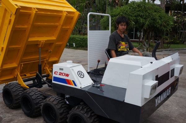 ขายรถดั๊ม 8 ล้อ YANMAR C20W เก่านอก