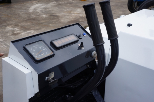 ขายรถดั๊ม 8 ล้อ YANMAR C20W เก่านอก