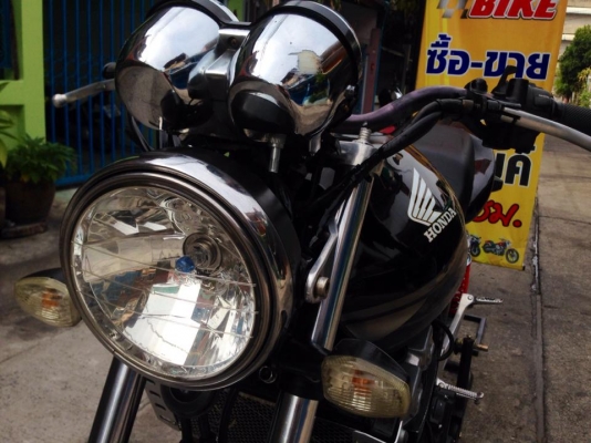 ต้ำพระราม2ขาย HONDA CB400ปี94 สำเนาทะเบียนครบต่อภาษีได้ครับ สภาพดีสีสวย เก็บงานเรียบร้อย ชุดแต่ง BEET คับ ระบบไฟใช้ได้ครบ ไฟเลี่ยวเทค3หน้าหลัง