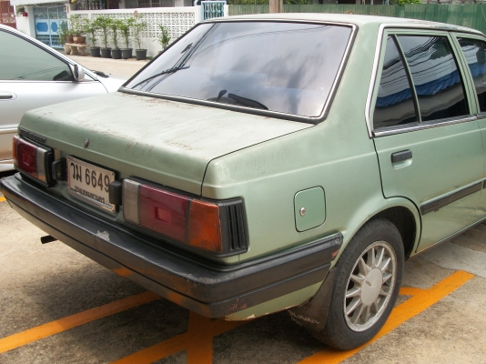 ขายด่วน Nissan Sunny 1.3GL 5เกียร์