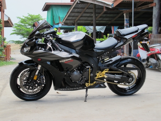 ขาย Honda CBR1000 RR ปี 07 ทะเบียนแท้ ขาย Honda CBR1000 RR ปี 07 ทะเบียนแท้