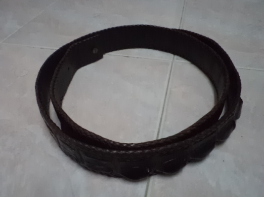 เข็มขัดหนังจระเข้แท้