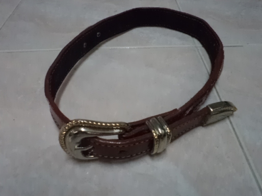 เข็มขัดหนังแท้ของเด็ก