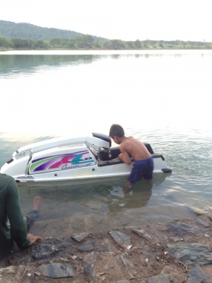 เรือยืน kawasaki550 เก่าญี่ปุ่น27000บาท