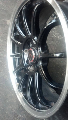 แม็ก17 งานยาชิโยดะ 4 รู 100/114 ราคา 4900 แม็ก17 งานยาชิโยดะ 4 รู 100/114 ราคา 4900